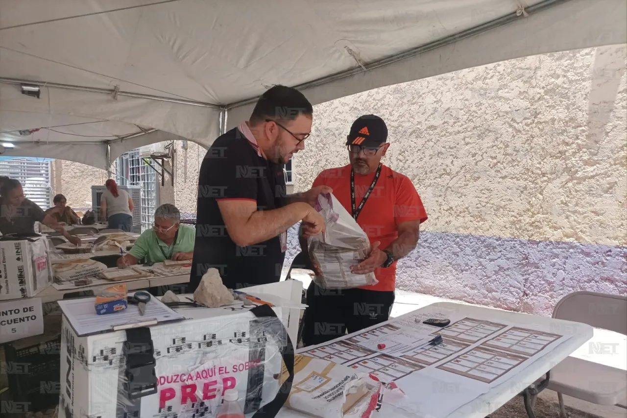 Pequeños errores obligan a recontar los votos en Juárez