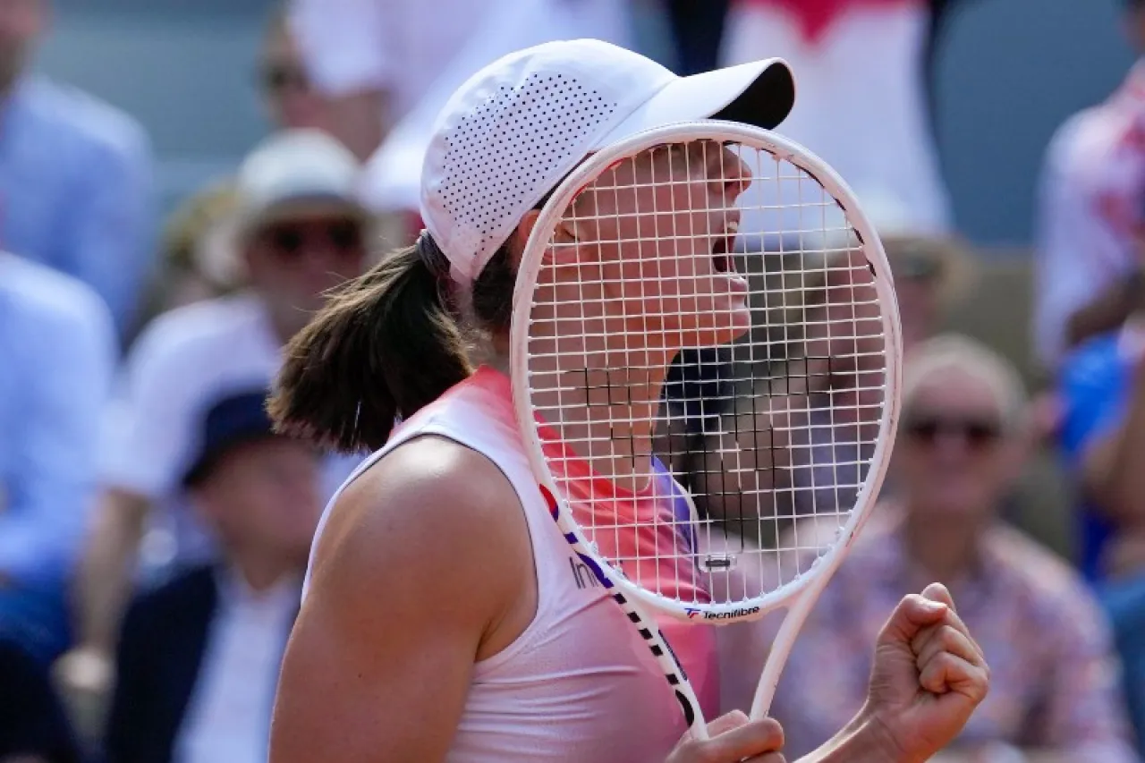 Chocarán Swiatek y Paolini en final femenina de Roland Garros