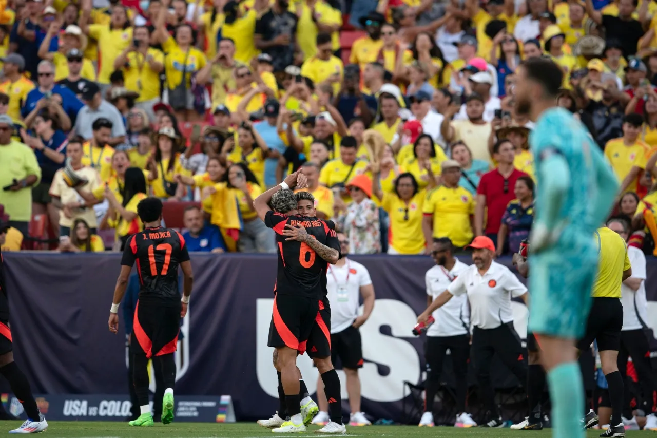 Colombia golea a Estados Unidos en amistoso previo a la Copa América