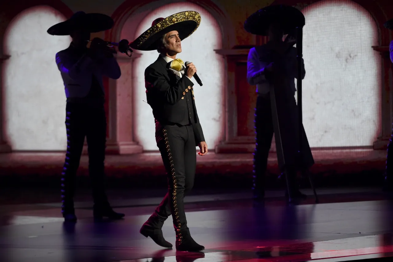 Está en un muy buen momento la música mexicana: Alejandro Fernández