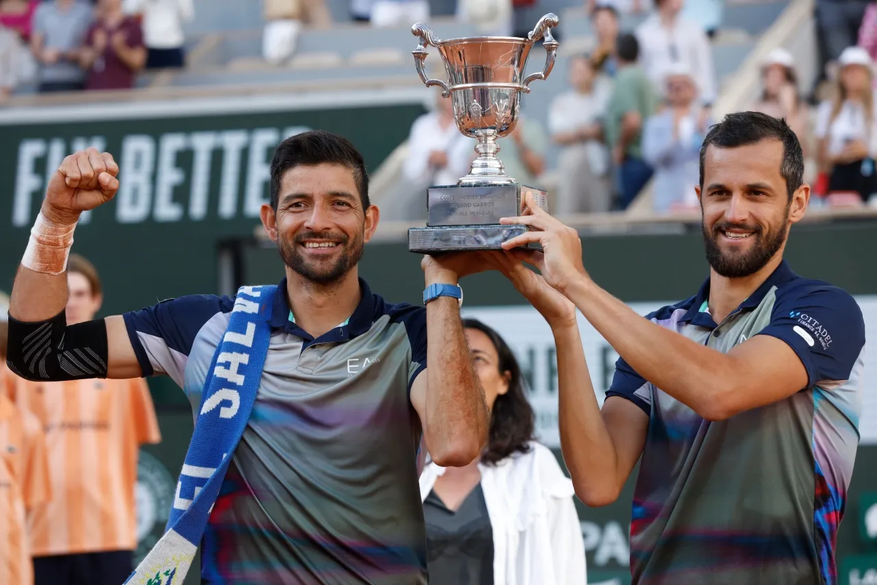 Arévalo y Pavic, campeones del dobles masculino en Roland Garros