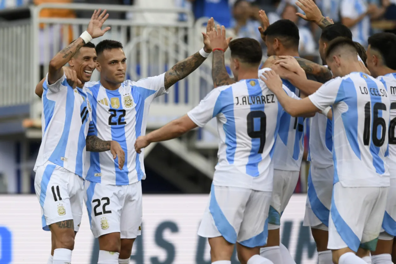Argentina derrota a Ecuador rumbo a la Copa América