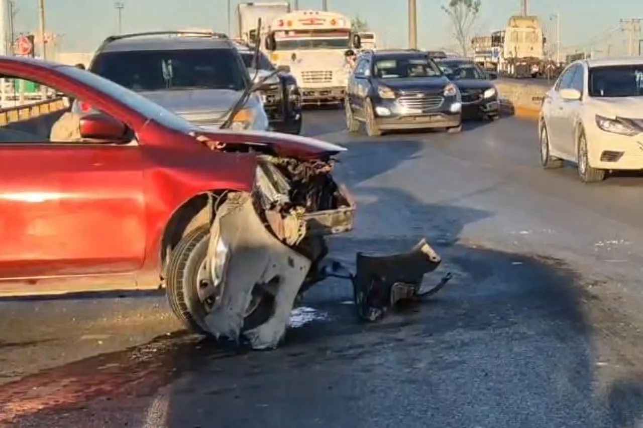 Video: Conductora causa accidente vial en Independencia