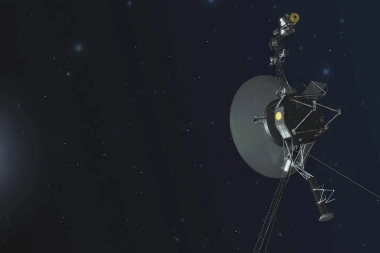 Voyager 1 vuelve a conectarse con la Tierra tras permanecer 'en silencio'