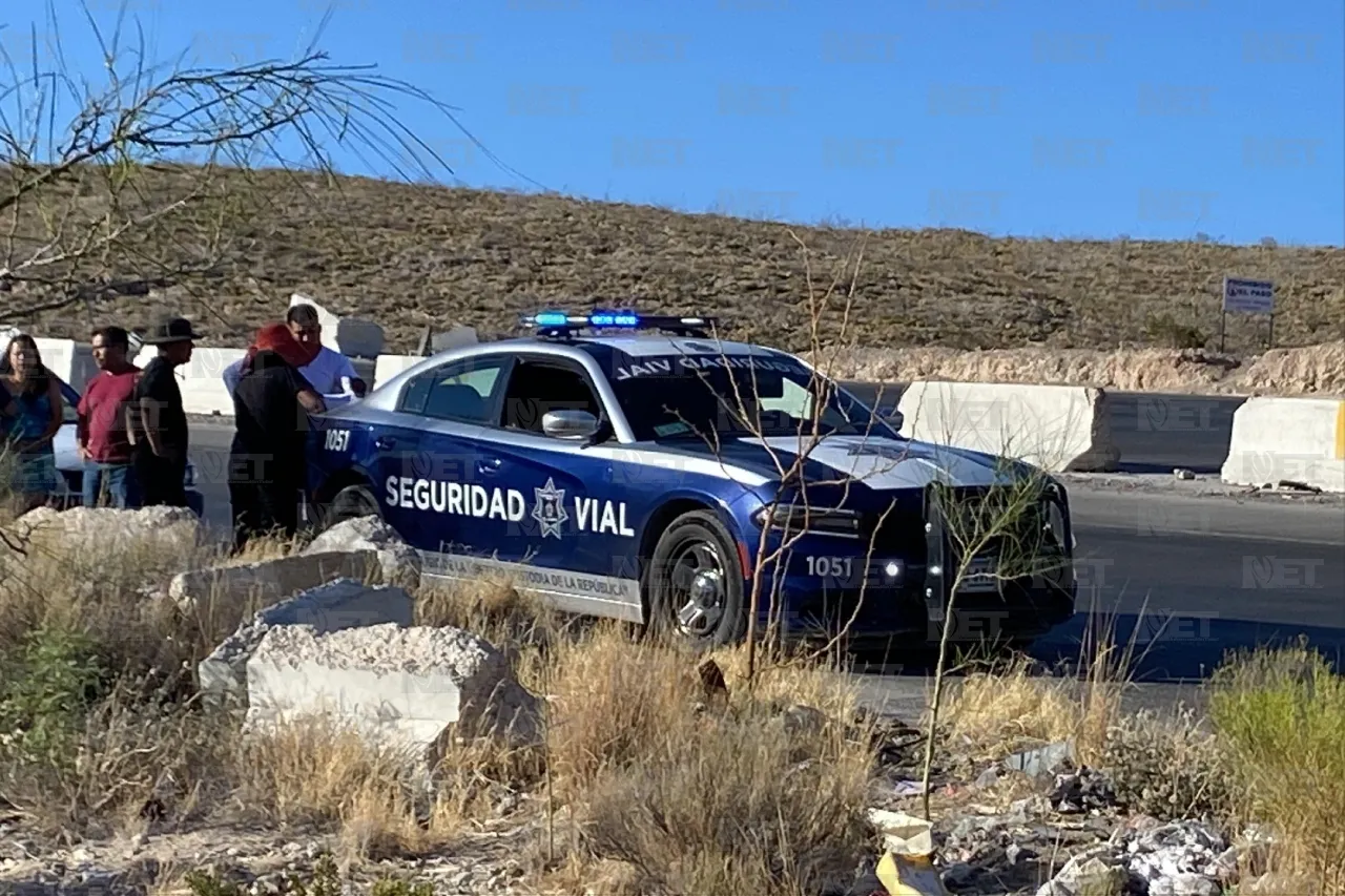 Juárez: Cae camioneta al precipicio en las inmediaciones del Camino Real