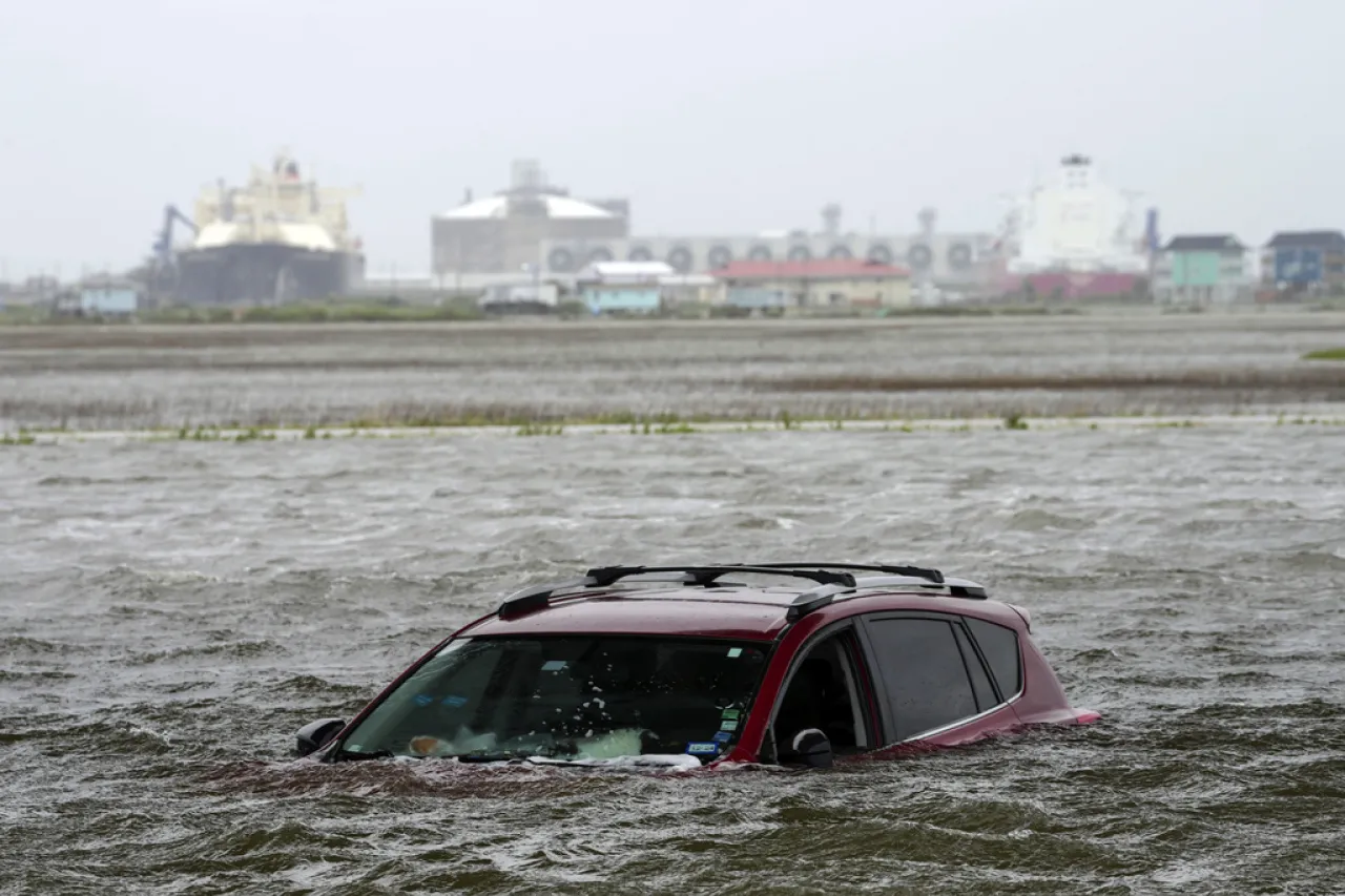 Tormenta tropical Alberto suma 3 muertos