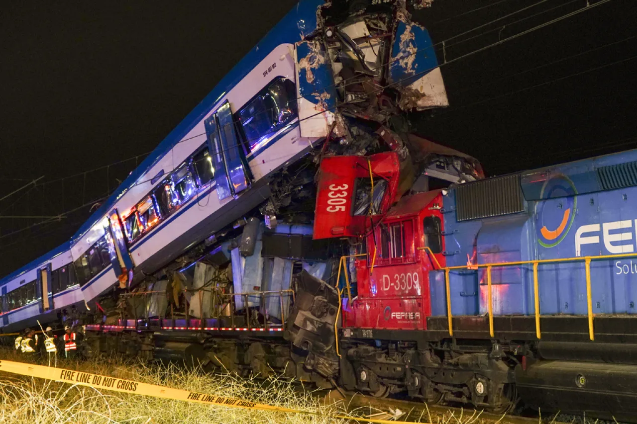 Accidente de tren en Chile deja 2 muertos y 9 heridos