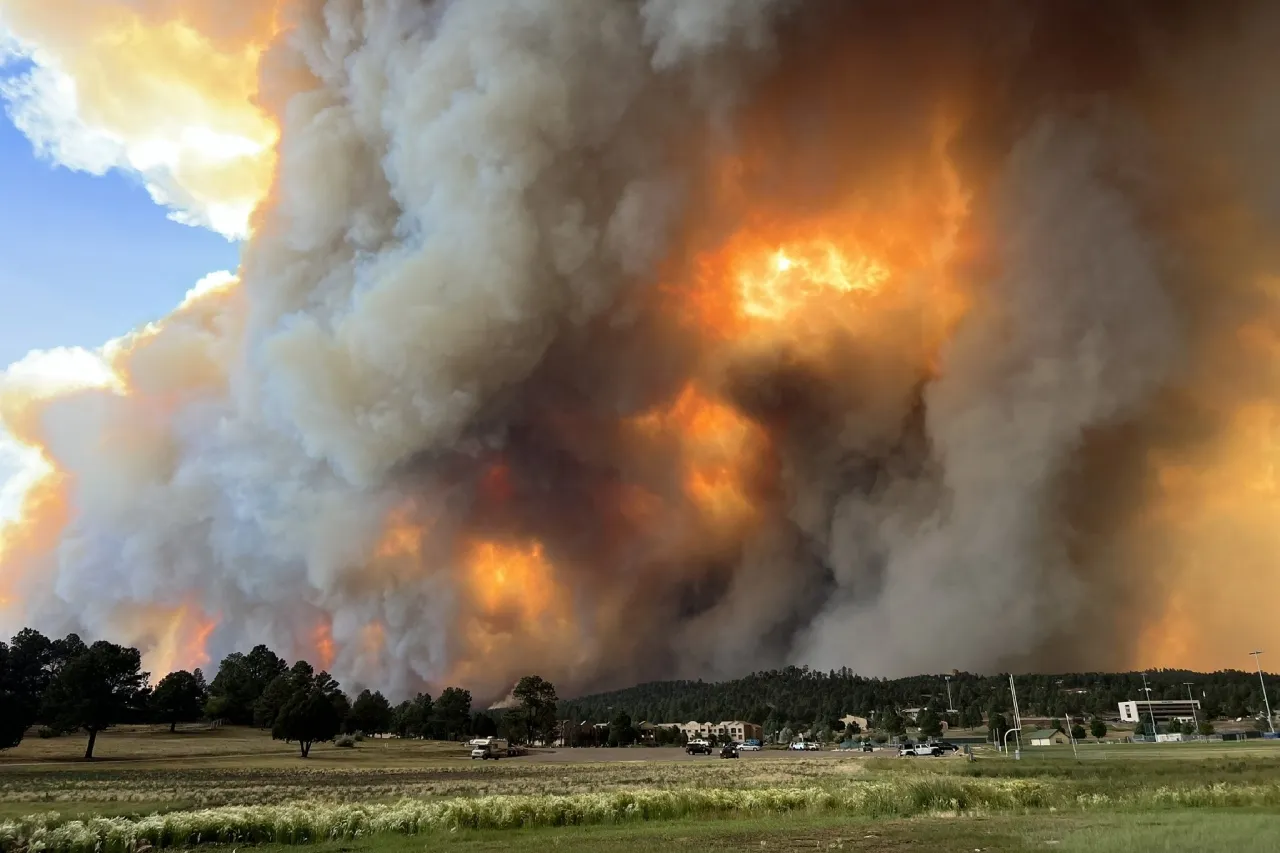 Se une FBI a investigaciones por incendio en Ruidoso