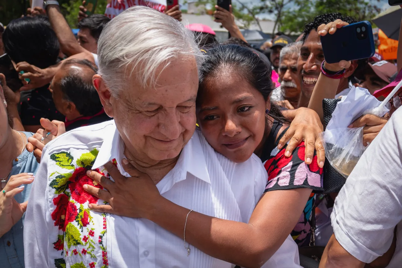 Regularización de la vivienda es justicia social: AMLO