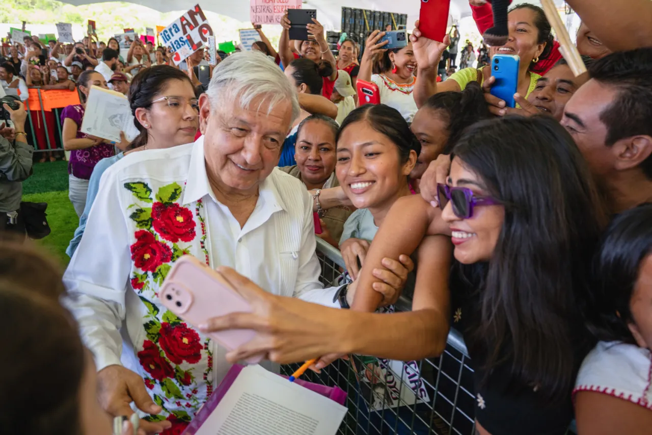 Regularización de la vivienda es justicia social: AMLO