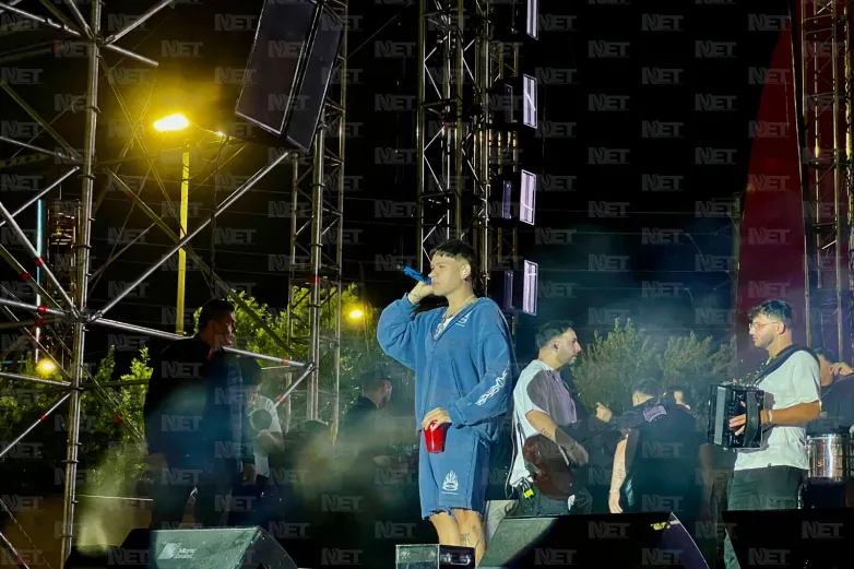 Junior H llega tarde a conciertos y pierde la paciencia de sus fans