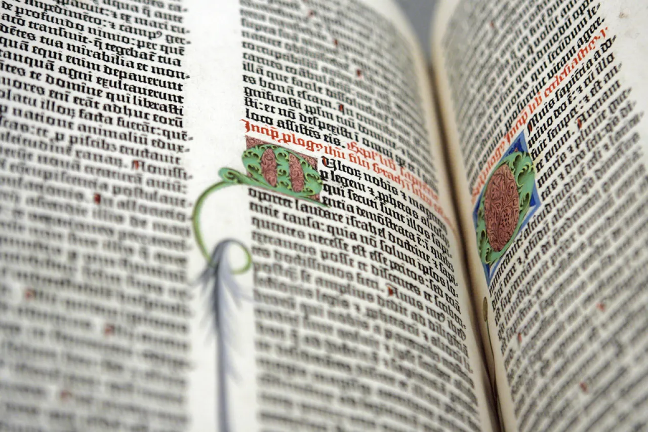 ¿Qué son las Biblias de Gutenberg y por qué importan a 500 años de su impresión?