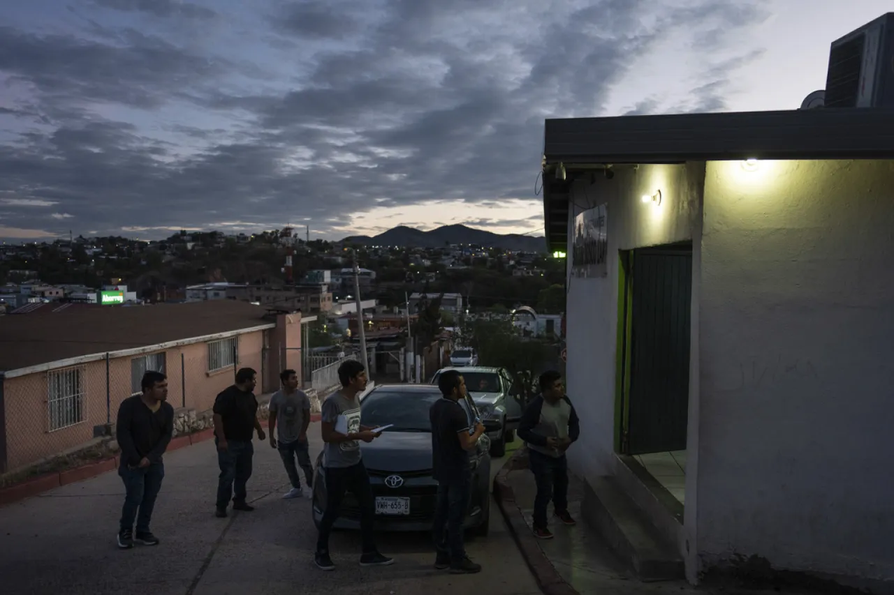 El bloqueo de Biden al asilo afecta más a mexicanos