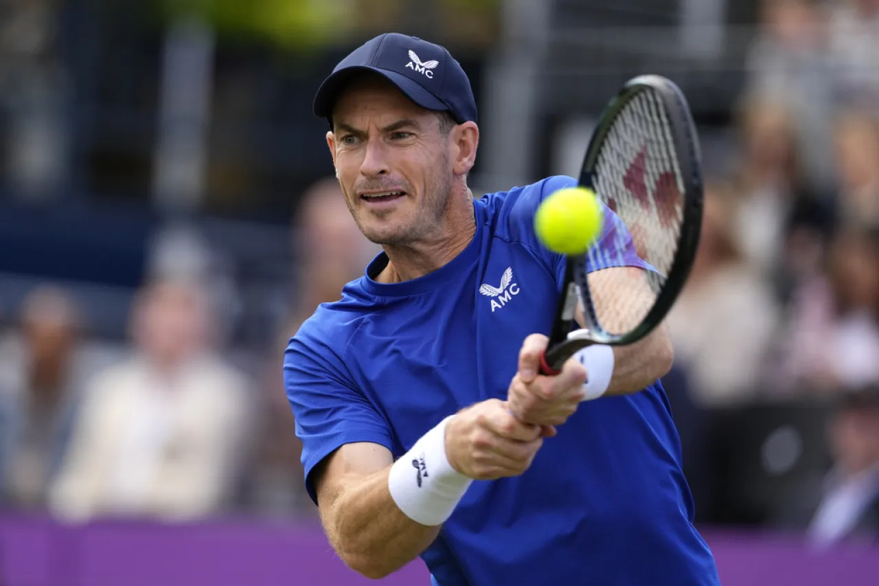 Murray sigue sin decidir si disputará Wimbledon