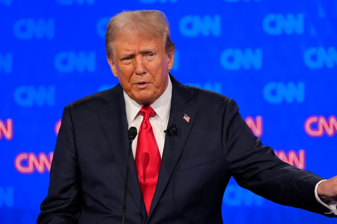 Suben acciones de Trump Media tras primer debate presidencial
