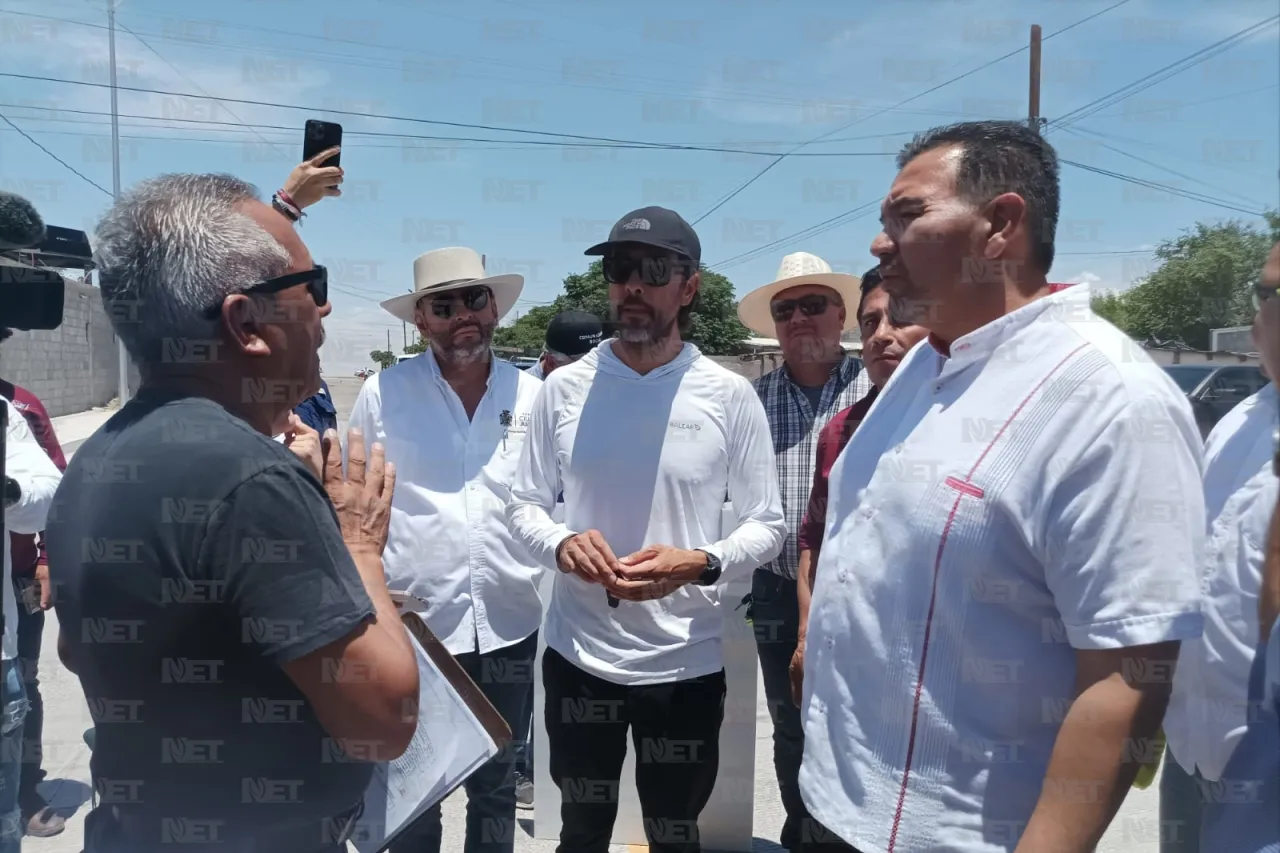 Entrega alcalde Pérez Cuéllar pavimentación en la colonia Valles