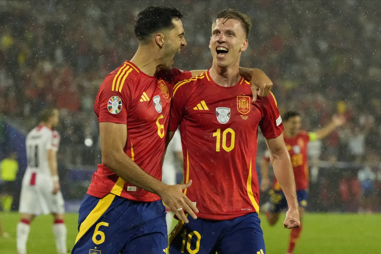 España consigue su boleto a cuartos de la Euro 