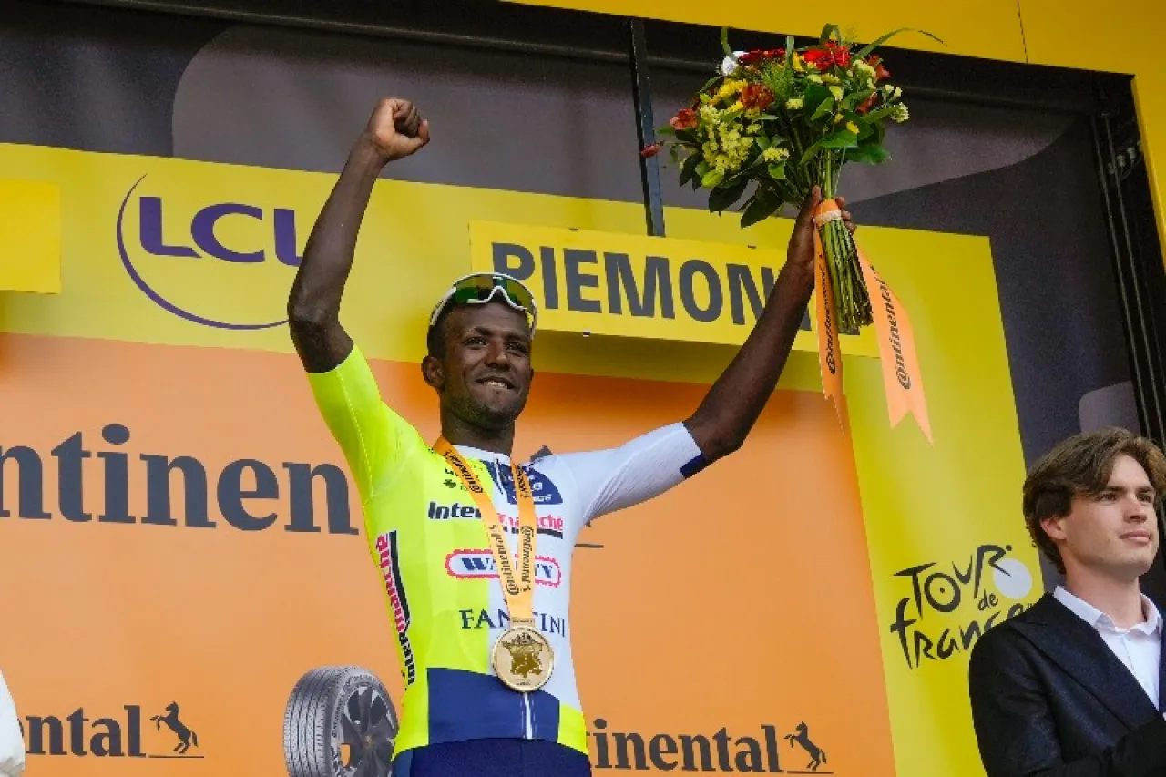 Biniam Girmay hace historia en el Tour de Francia