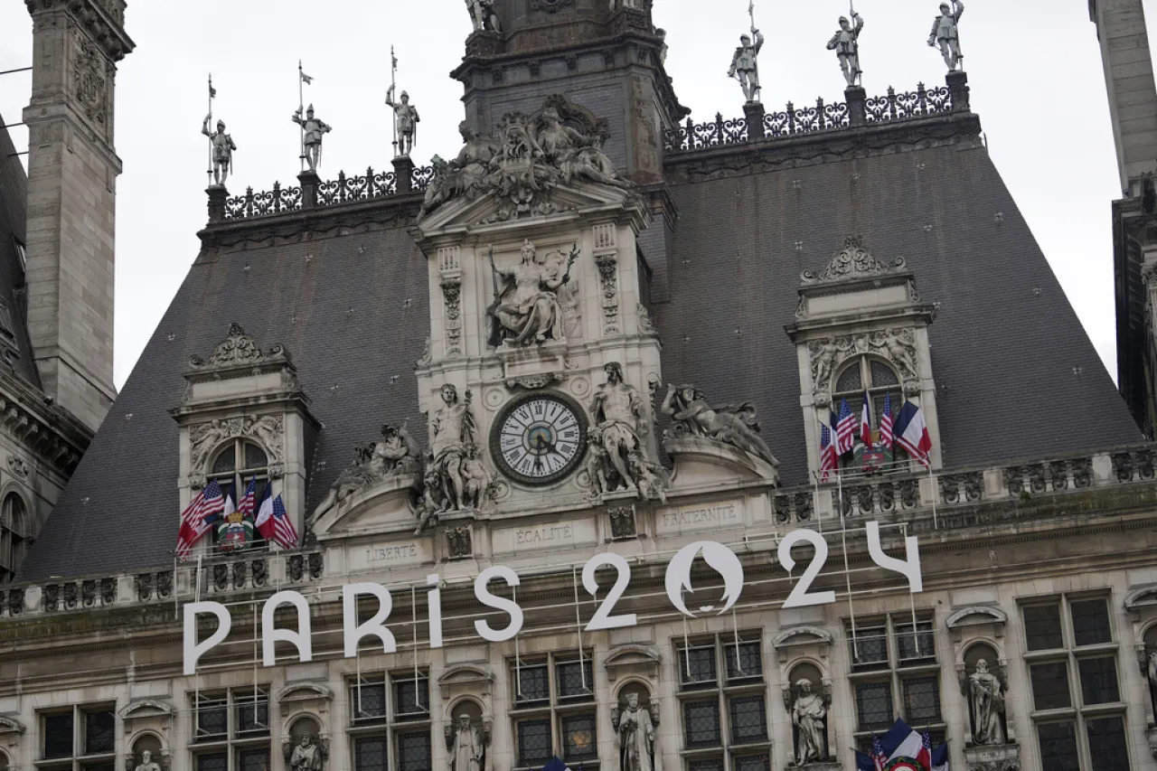 Ansiedad electoral empaña ánimo olímpico en París