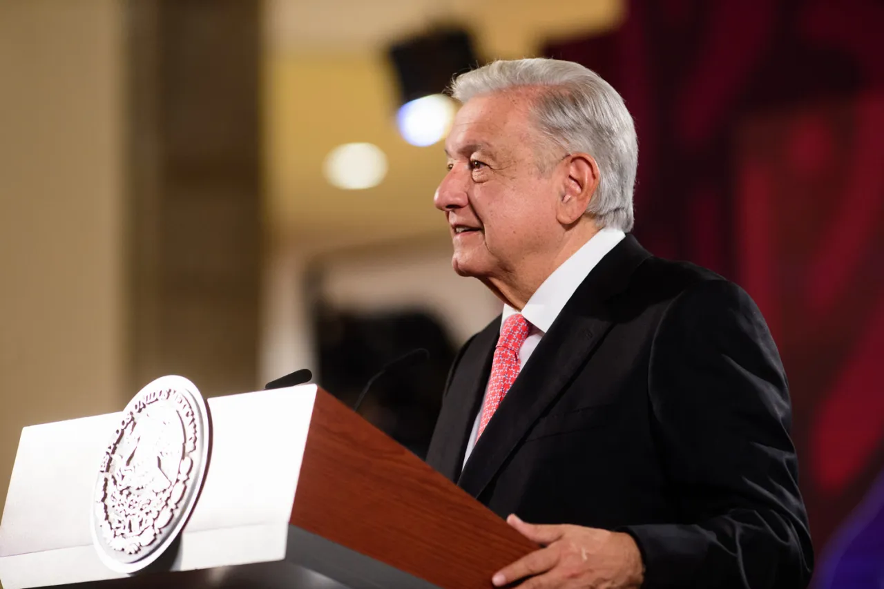 ‘Buenísimos todos’; AMLO palomea nombramientos de Sheinbaum