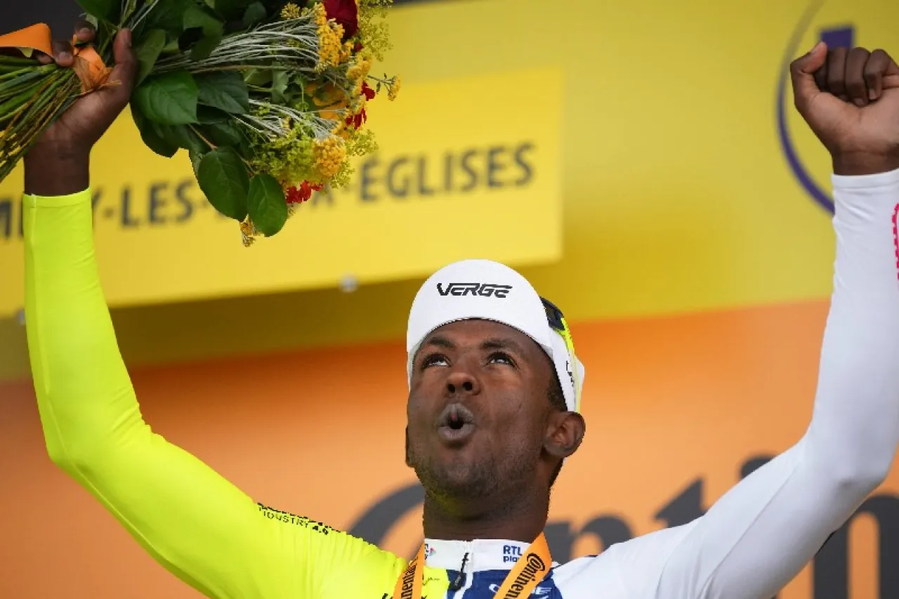 Biniam Girmay repite la historia y vuelve a ganar en el Tour de Francia