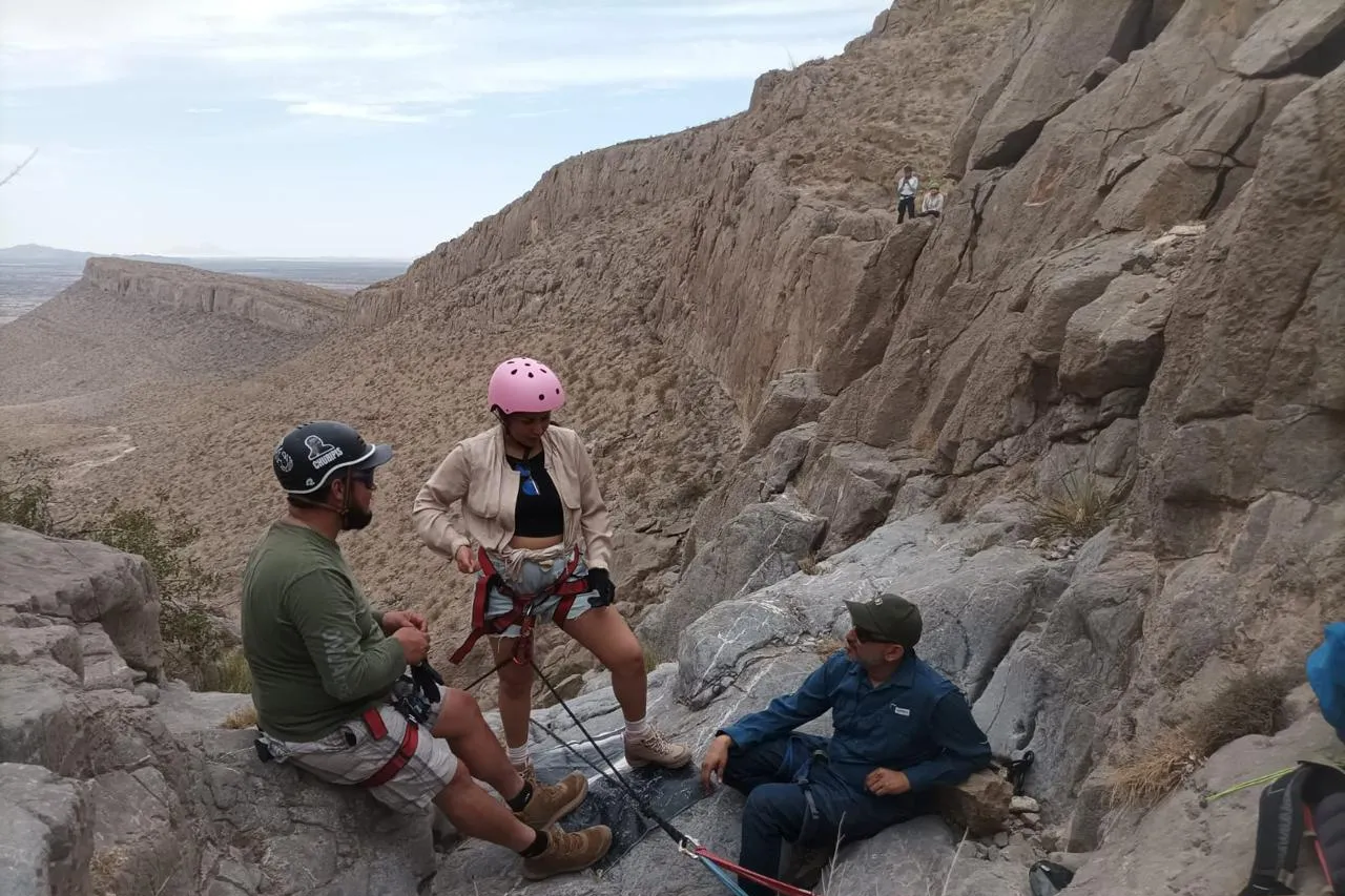 Senderismo y rapel, una forma distinta de explorar Juárez