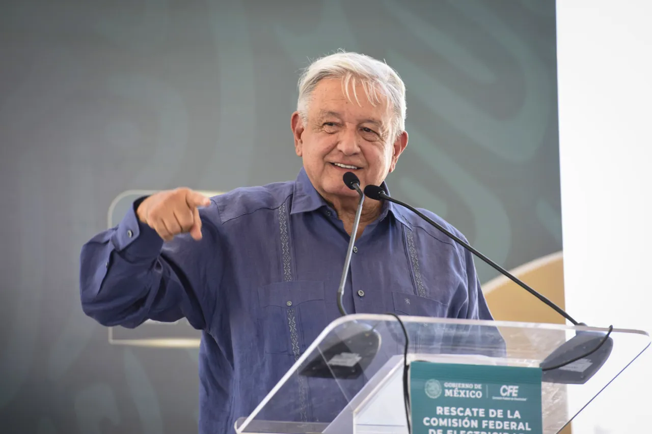 Cumplimos con el rescate de la CFE: AMLO