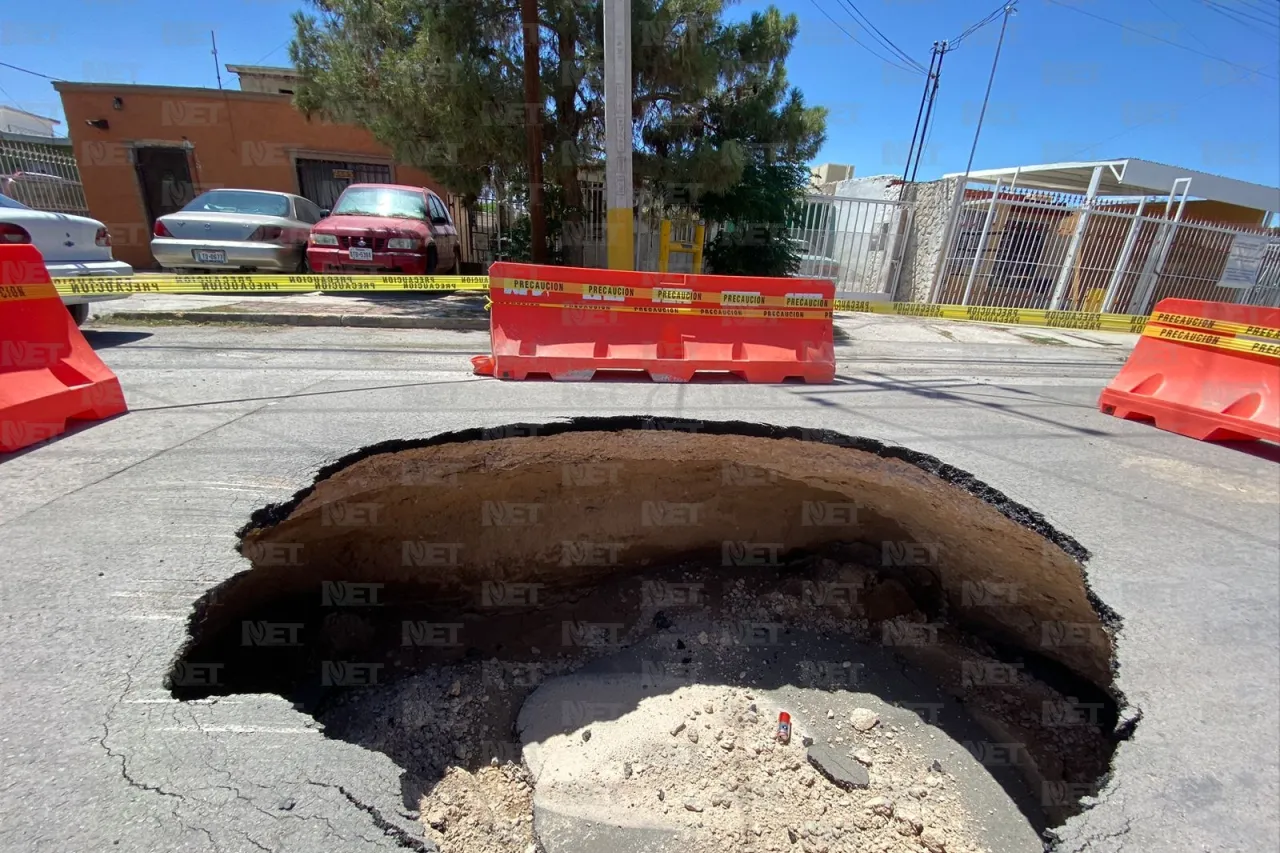 Fotos: Se forma socavón en Valentín Fuentes y Ejército Nacional