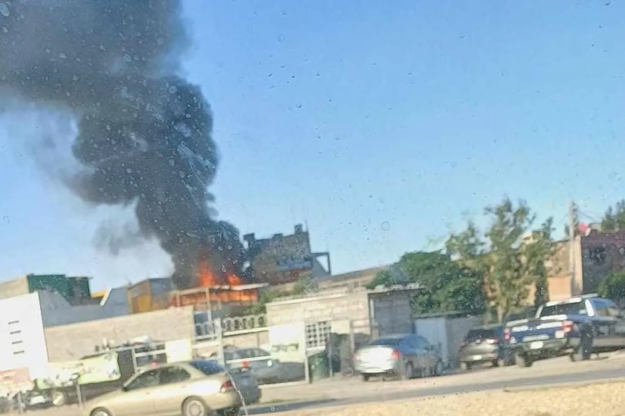 Sofocan incendio en casa de la colonia Lucio Cabañas