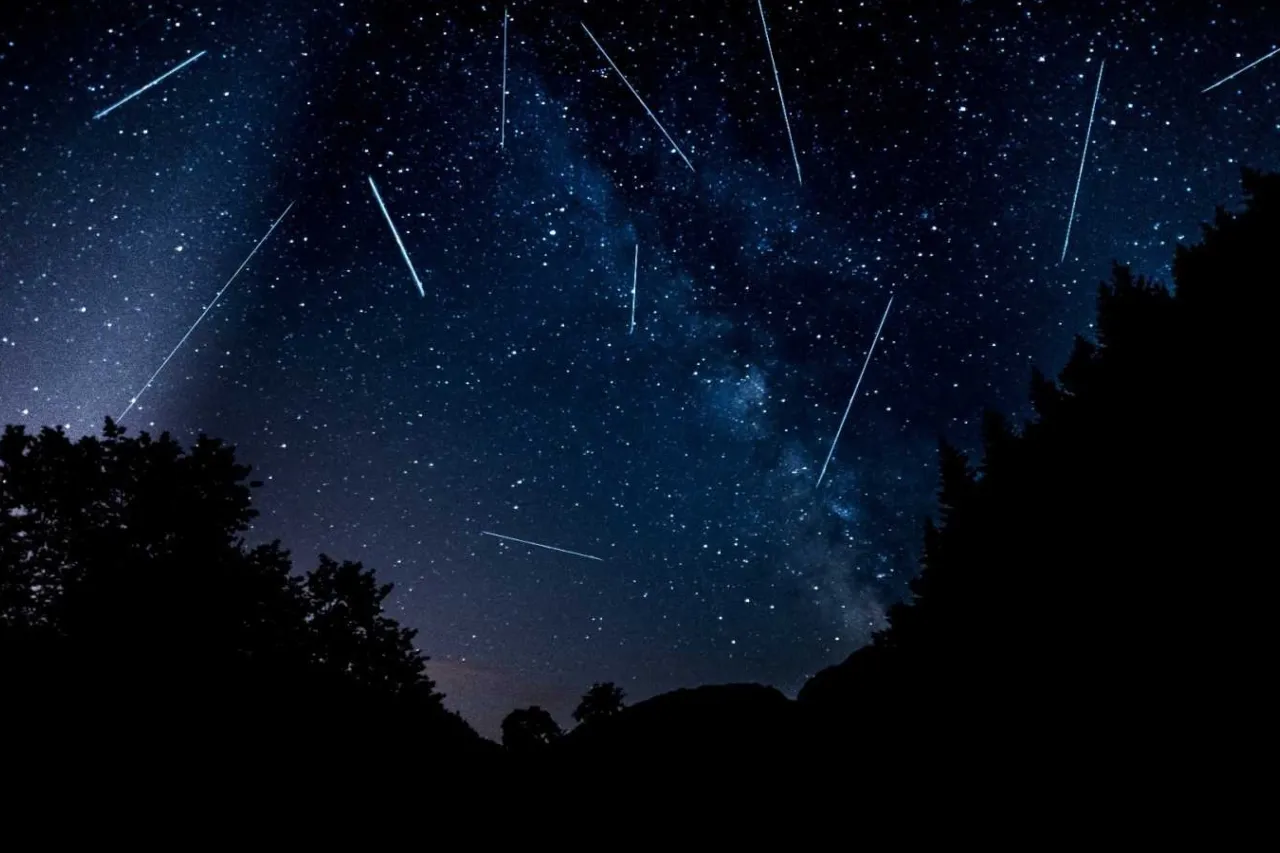 Lluvia de estrellas, cómo y cuándo ver las Perseidas este 2024