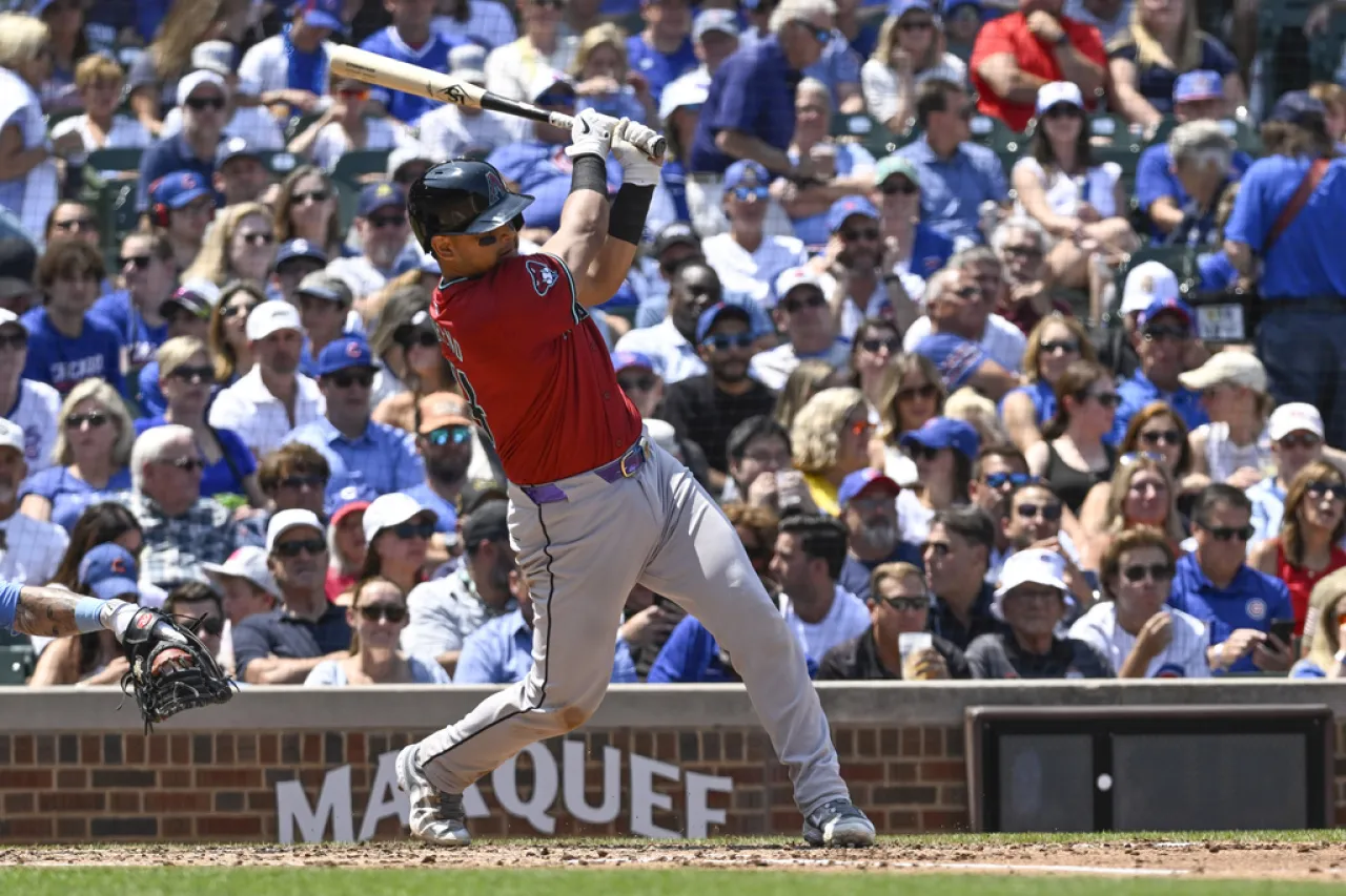 Superan Diamondbacks a Cachorros