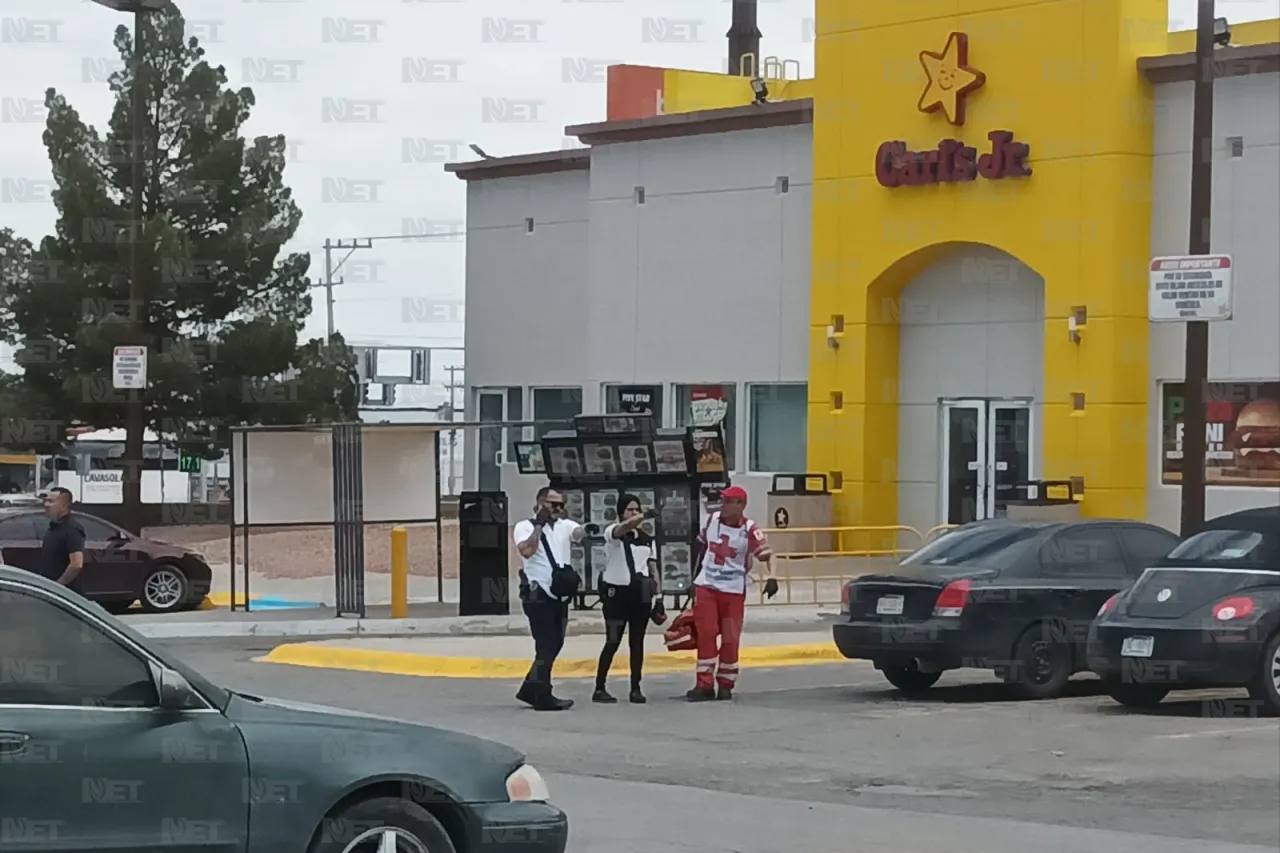 Evacuan a trabajadores de Carl's Jr. por tiroteo