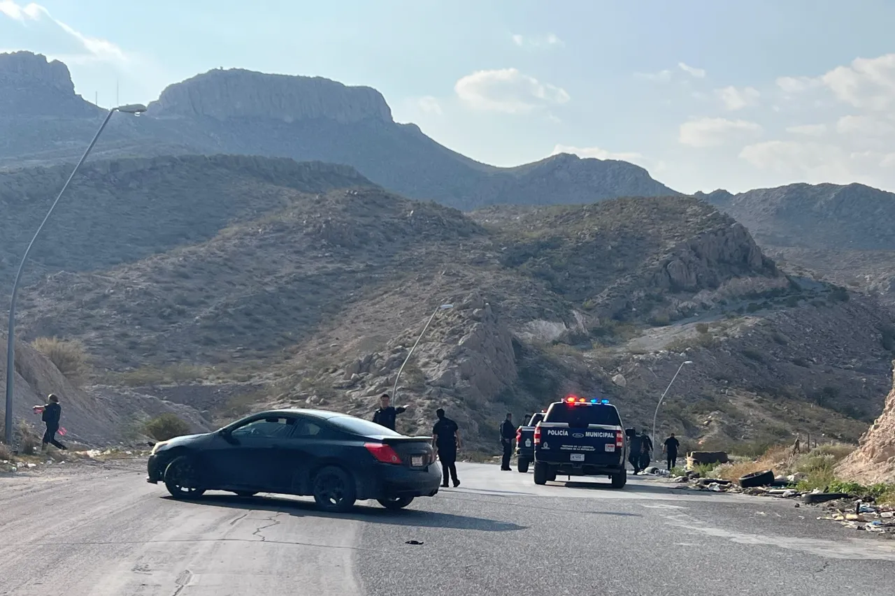 Policía de Juárez se moviliza por bulto en el Camino Real; era un perro