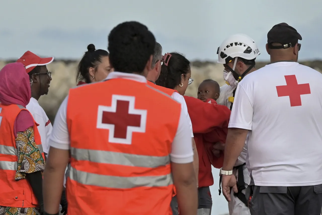 Miles de niños migrantes han llegado solos a las Canarias