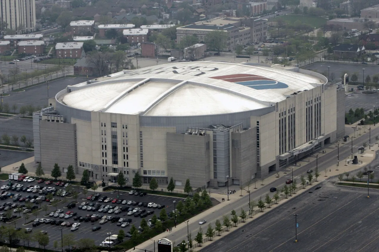 Dueños de Bulls presentan plan para transformar entorno del United Center