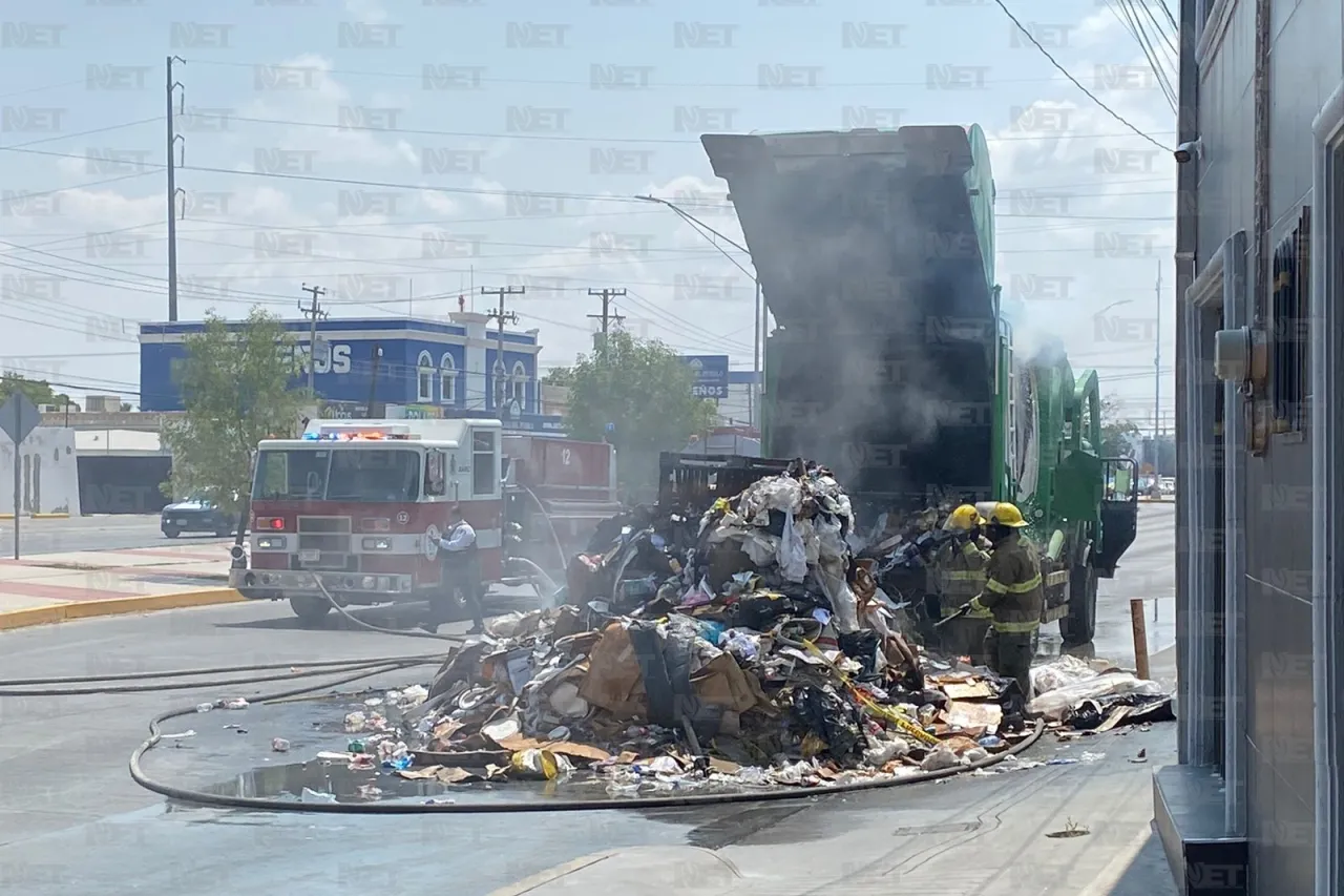 Se quema camión de basura en la Ejército 