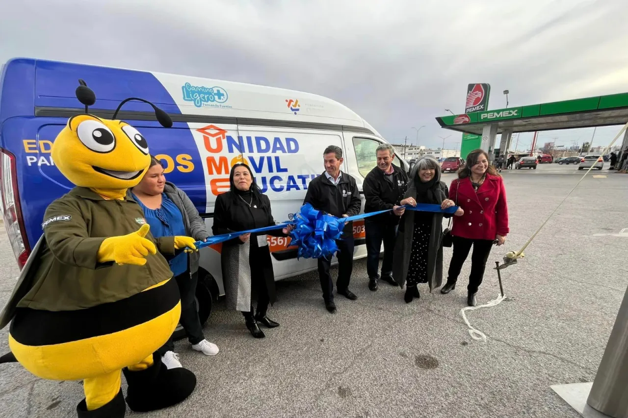 Certifican a 160 personas en primaria y secundaria en Juárez