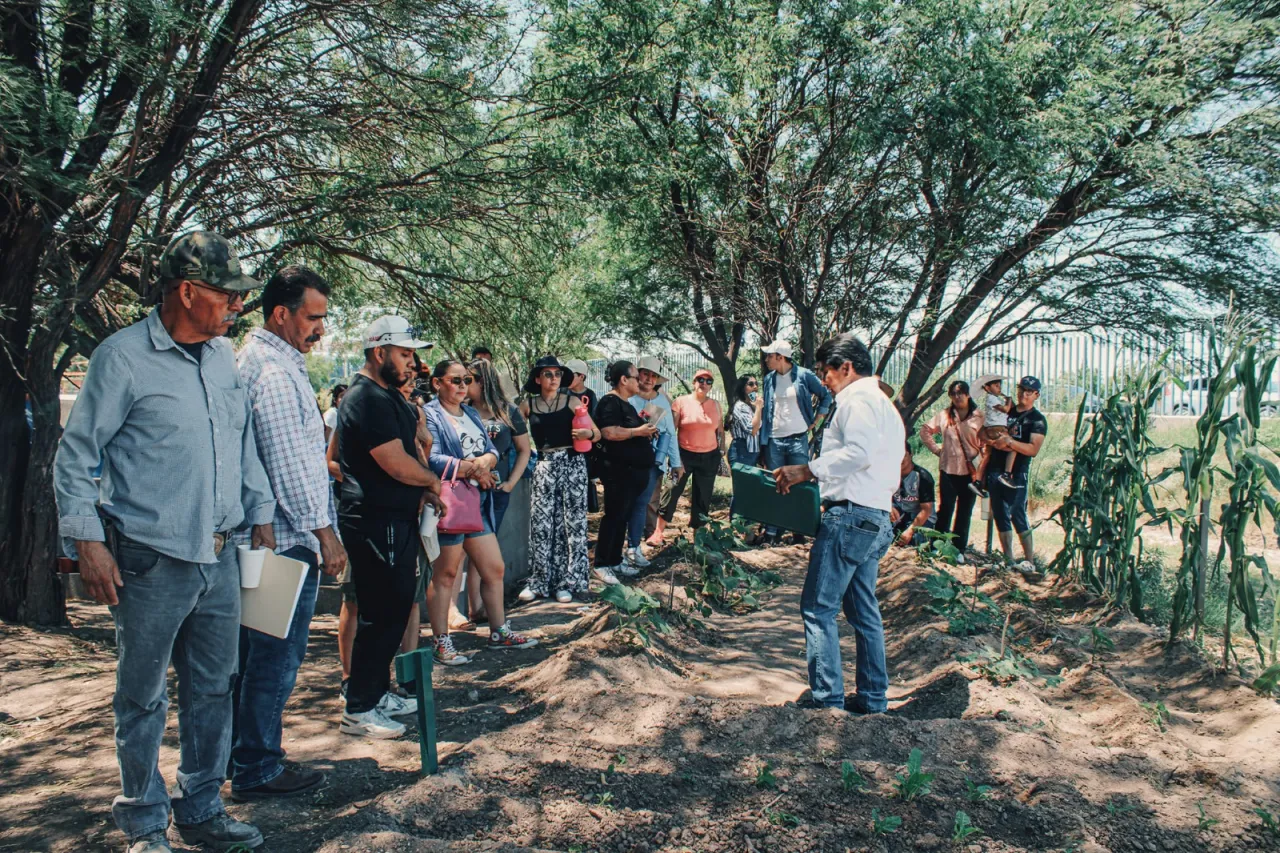 Realiza Parque Central segundo curso de huertos urbanos