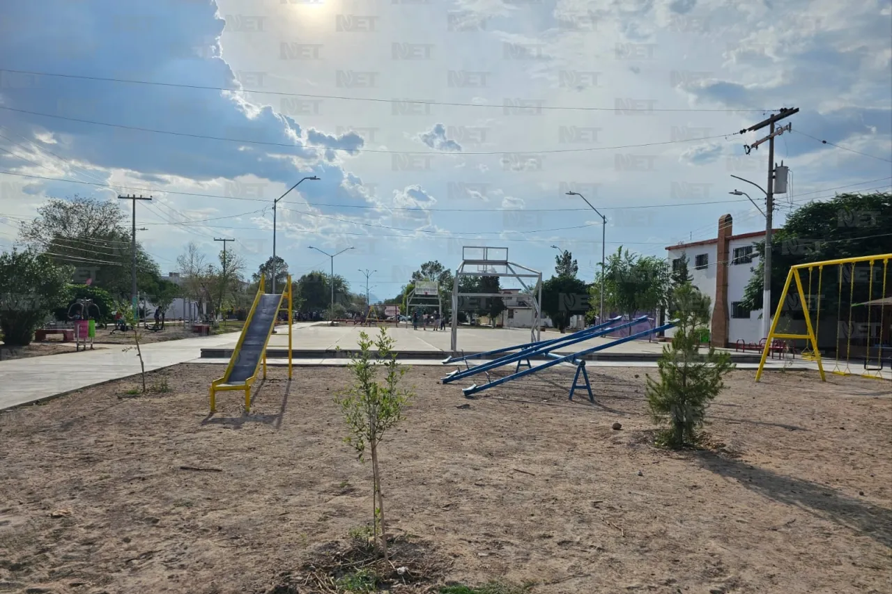 Entregan rehabilitación del parque lineal de Satélite