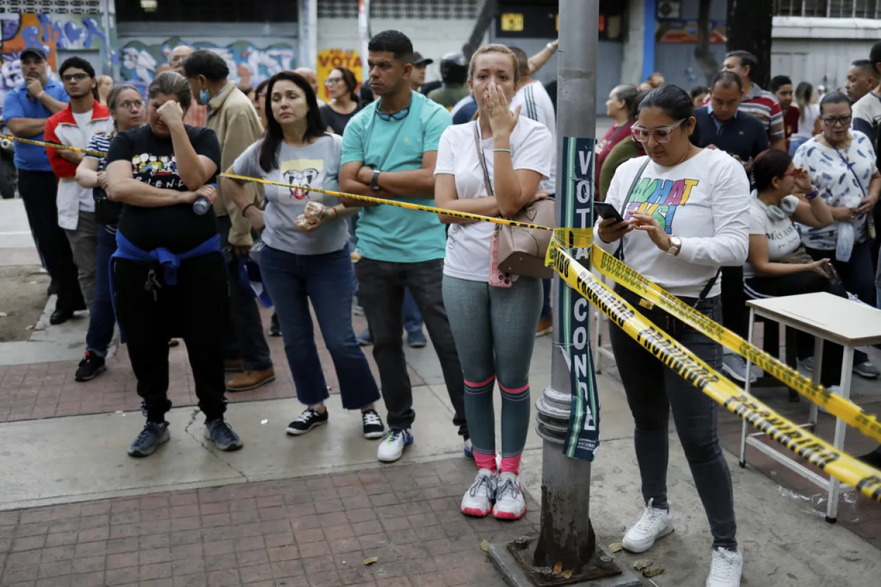Llama oposición en Venezuela a defender el voto
