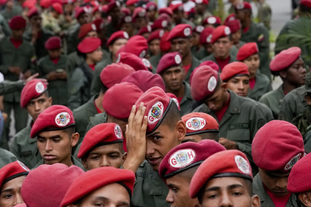 Llama oposición en Venezuela a defender el voto