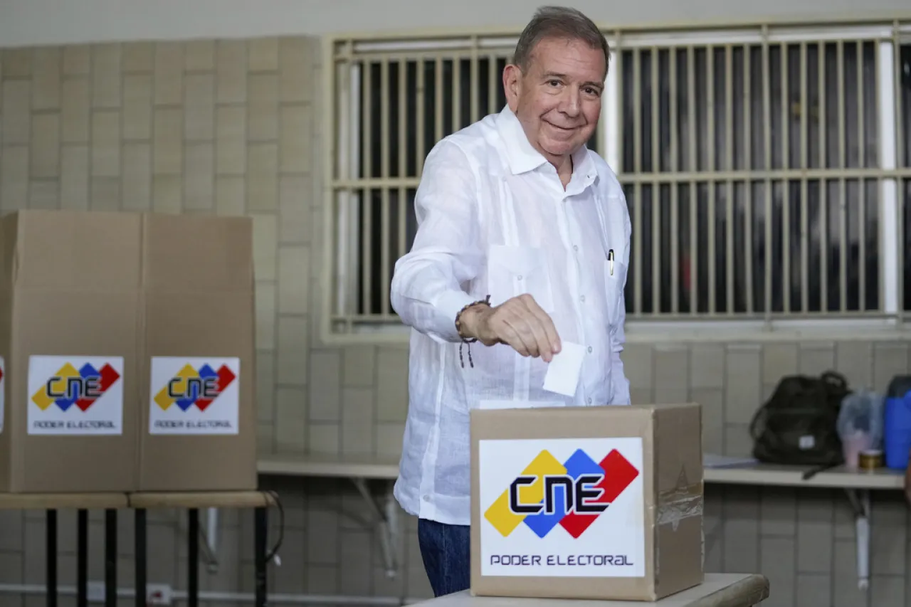 Llama oposición en Venezuela a defender el voto