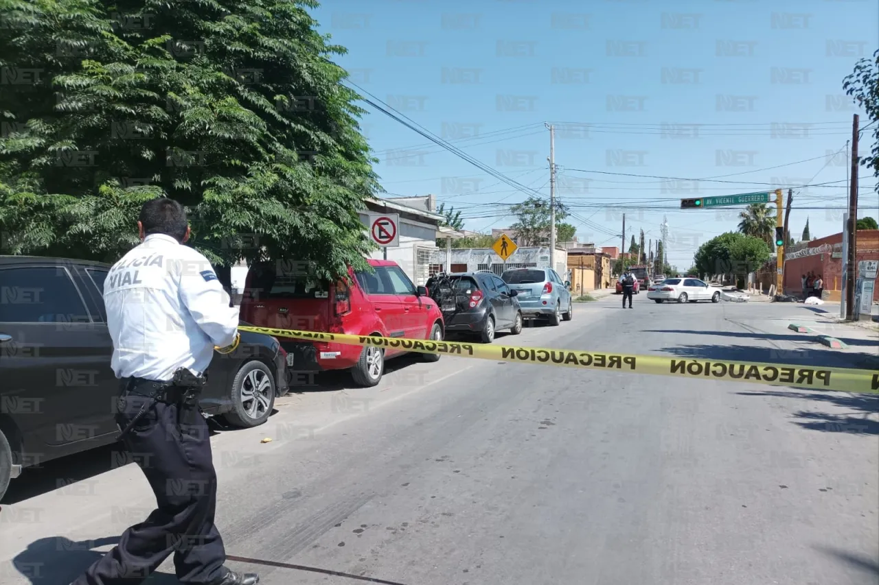Fallece joven 'biker' en la Vicente tras chocar contra auto