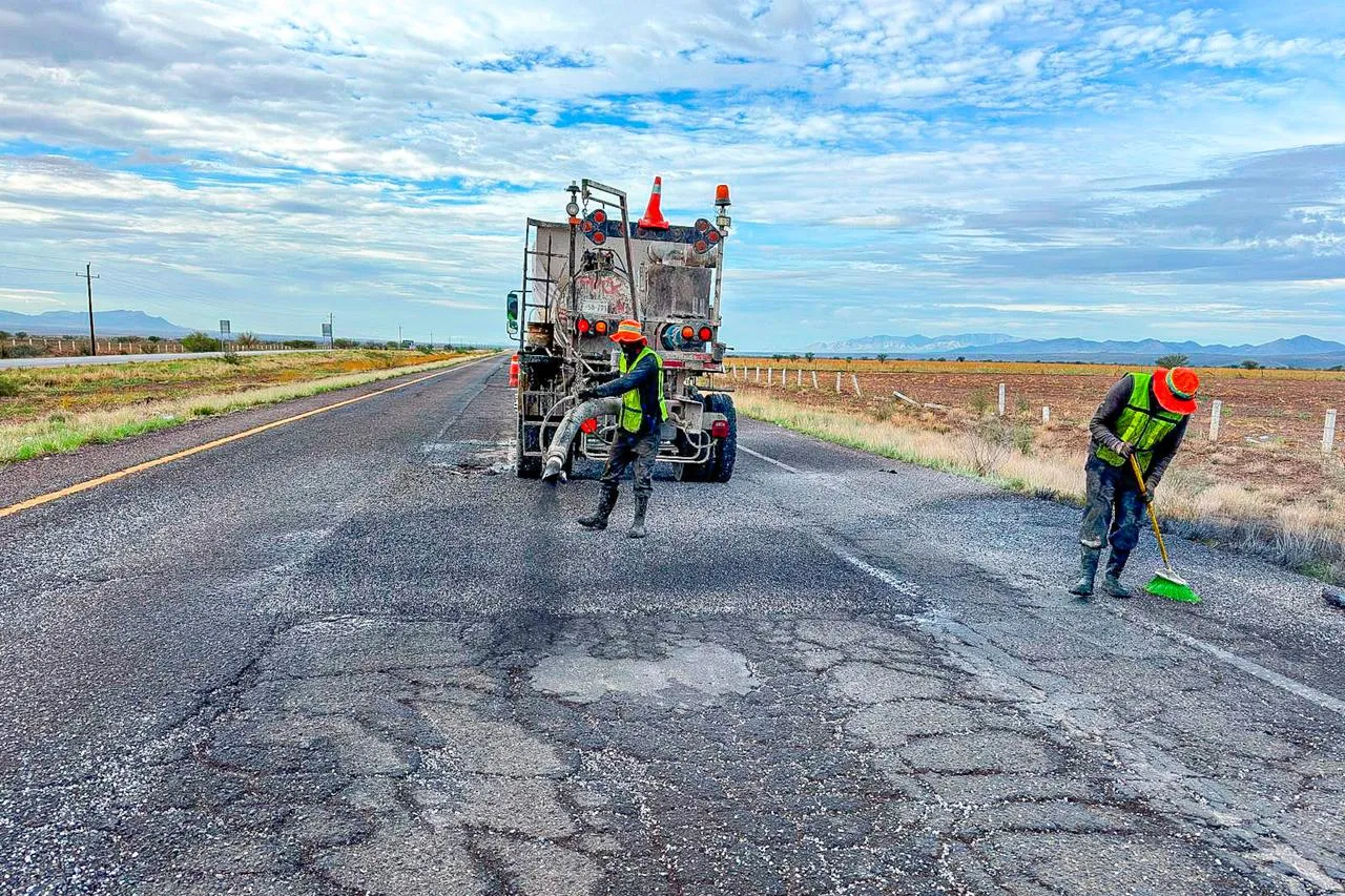 Repara Estado más de mil 500 baches en la vía corta a Parral