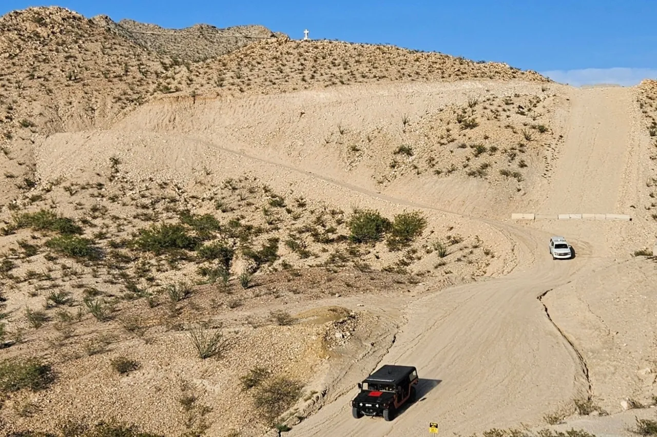 Rescatan a mujer en el Monte Cristo Rey