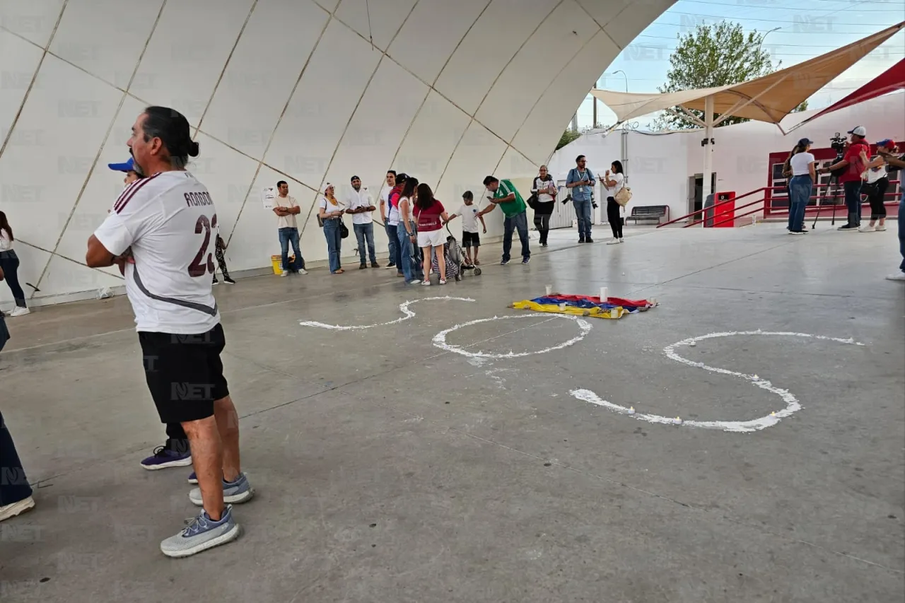 Juárez: Se manifiestan venezolanos contra Maduro