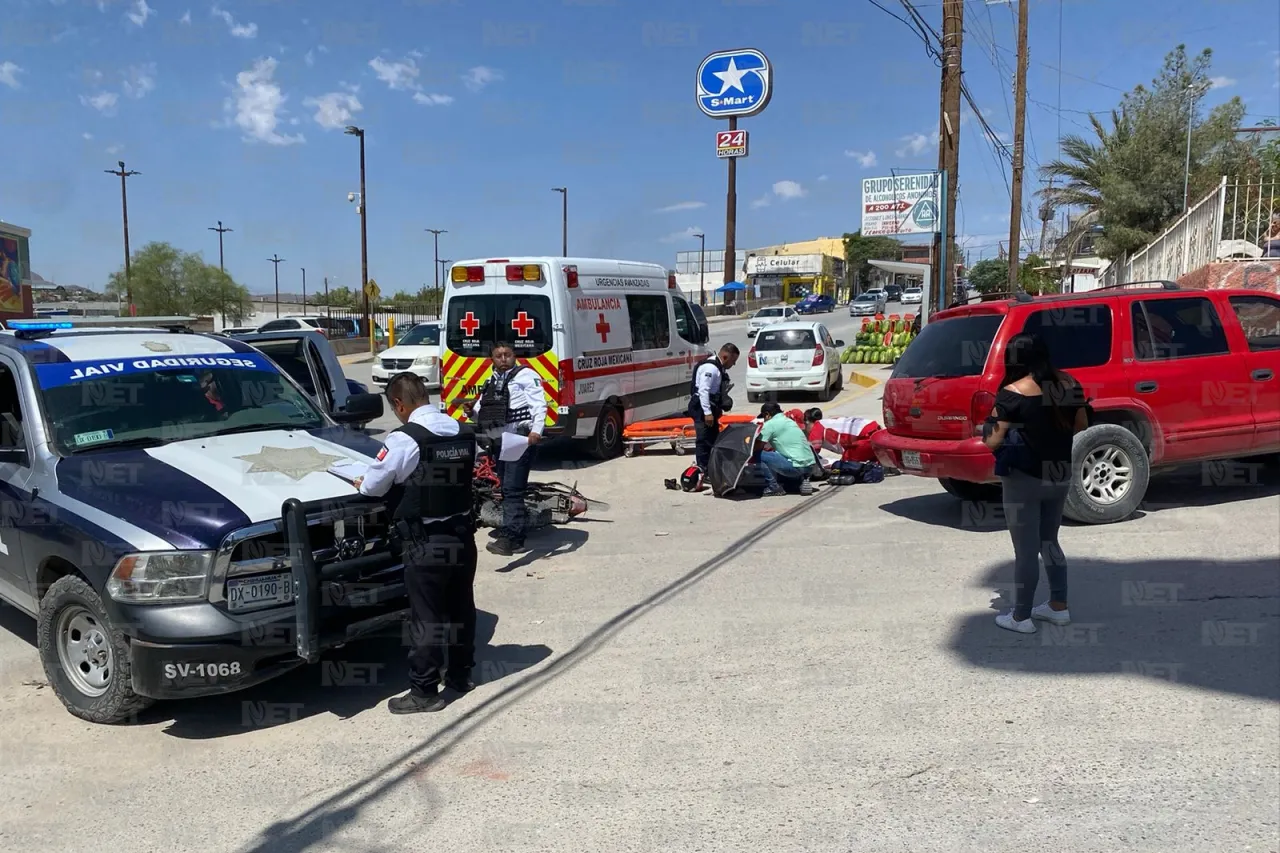 Choque entre moto y camioneta en la 16 de septiembre deja un lesionado