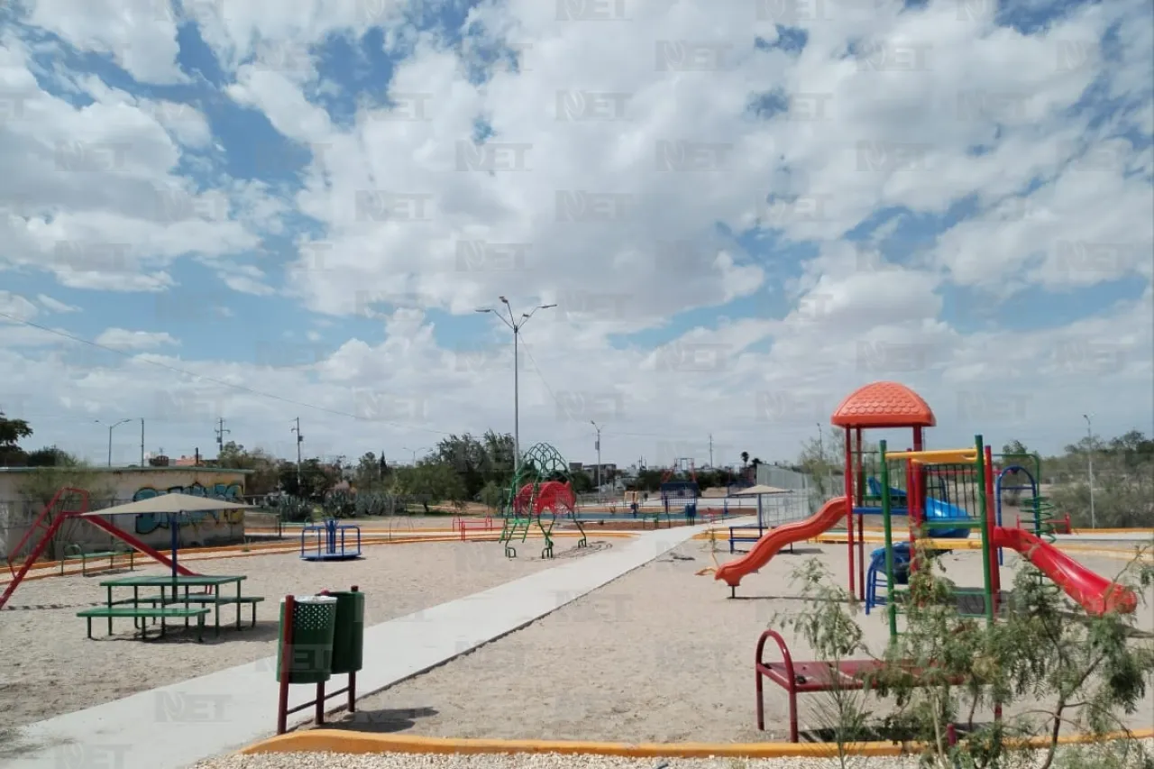 Vecinos de Jardines del Valle disfrutan de un parque renovado