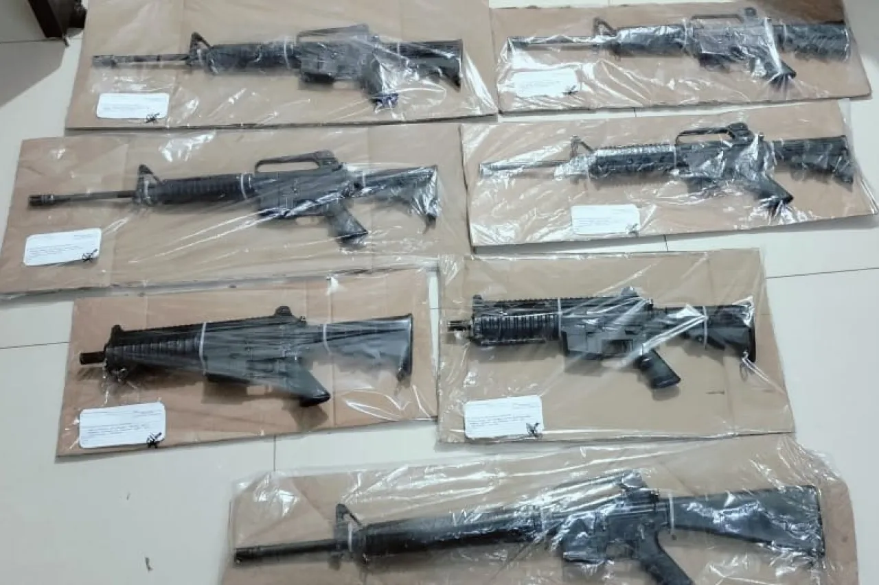 ¡Por abusones! Desarman a policías señalados por extorsiones