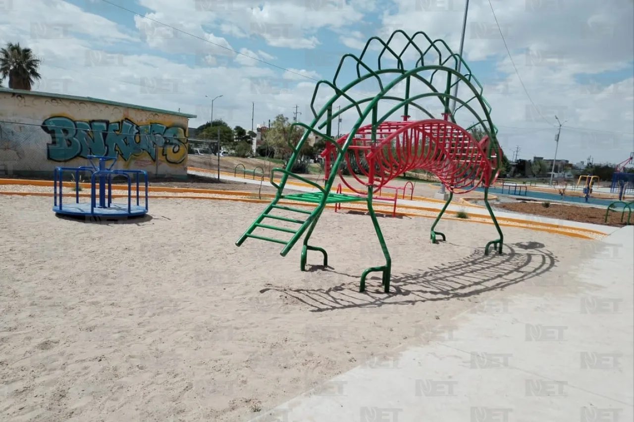 Vecinos de Jardines del Valle disfrutan de un parque renovado